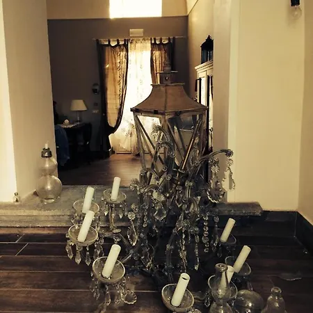 Beb Apartament Mirko * ポンペイ